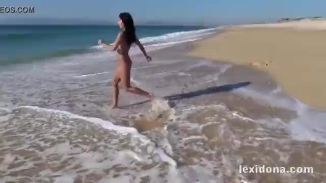 Perfect body girl topless on the beach